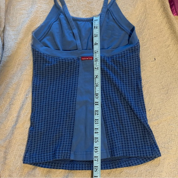 HardTail shelf tank Fastback Bra blue houndstooth. yoga support, spaghetti strap - Picture 6 of 11